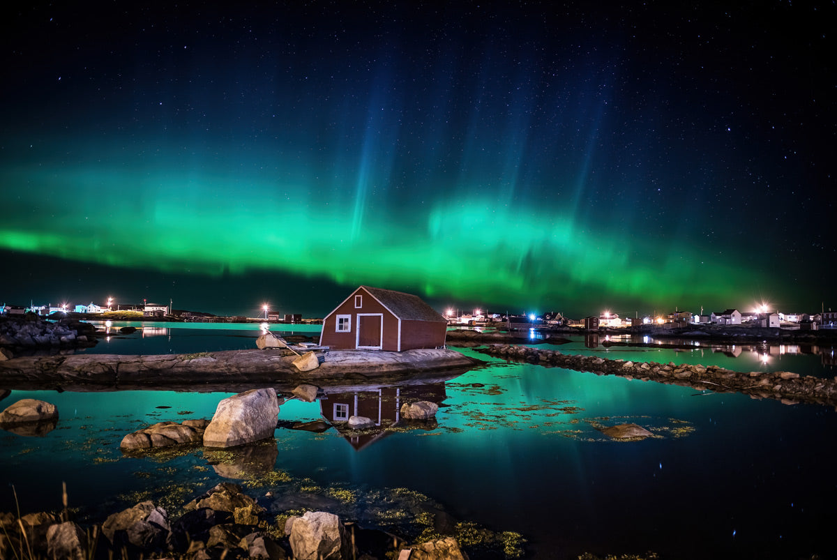 Ray Mackey's Tilting Aurora print close-up