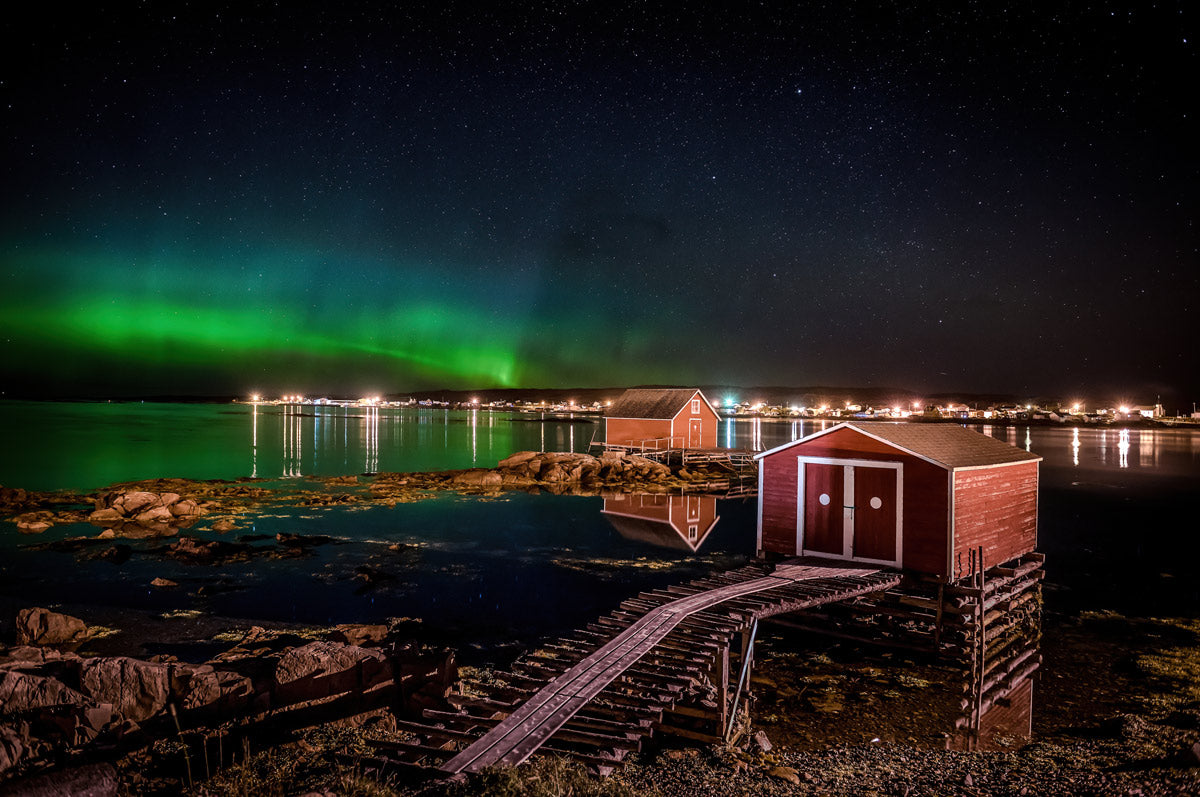 Ray Mackey's Joe Batt's Arm Aurora print close-up